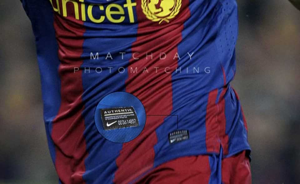 Lionel Messi – Barcelona vs Valencia – Incredible Photomatching – Match Worn 2010 - Imagen 14