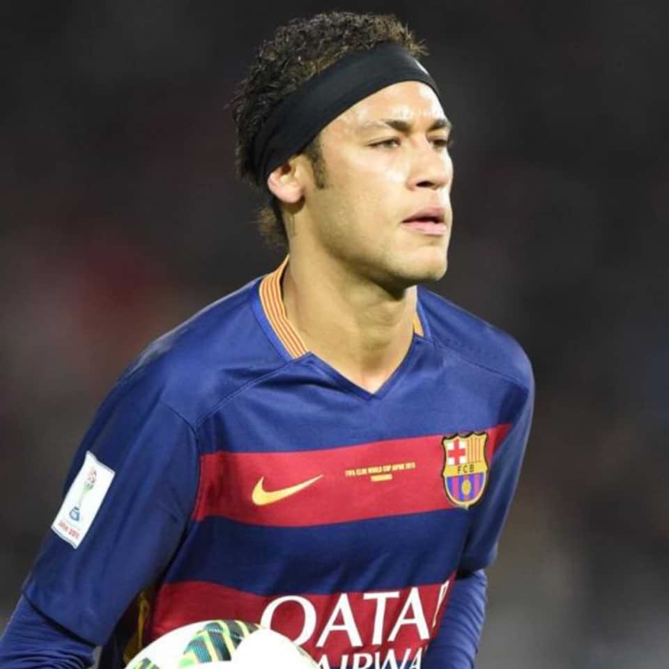 Neymar – Match issue – Barcelona – 2015 FIFA Club World Cup - Image 11