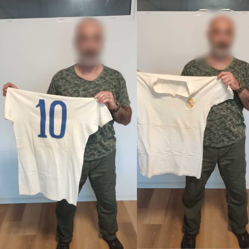 Günter Netzer – Real Madrid – Match Worn – 1974 - Imagen 11