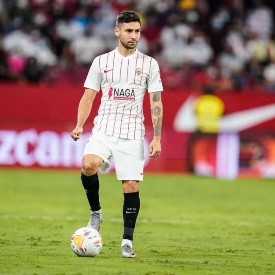 Gonzalo Montiel – Sevilla FC – UEFA Europa League 2022 - Image 10