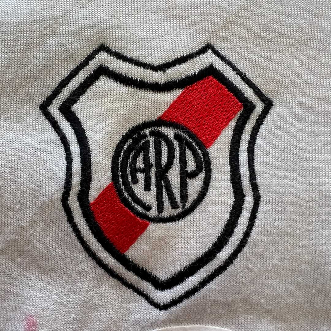 River Plate – Adidas – Ariel “Burrito” Ortega – Torneo Clausura 1995 – Match Worn in Bench - Imagen 16