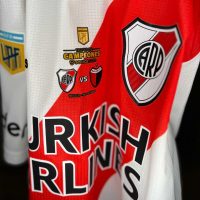 River Plate – Camiseta Julián Alvarez + Medalla de campeón – Trofeo de Campeones 2021 - Imagen 8
