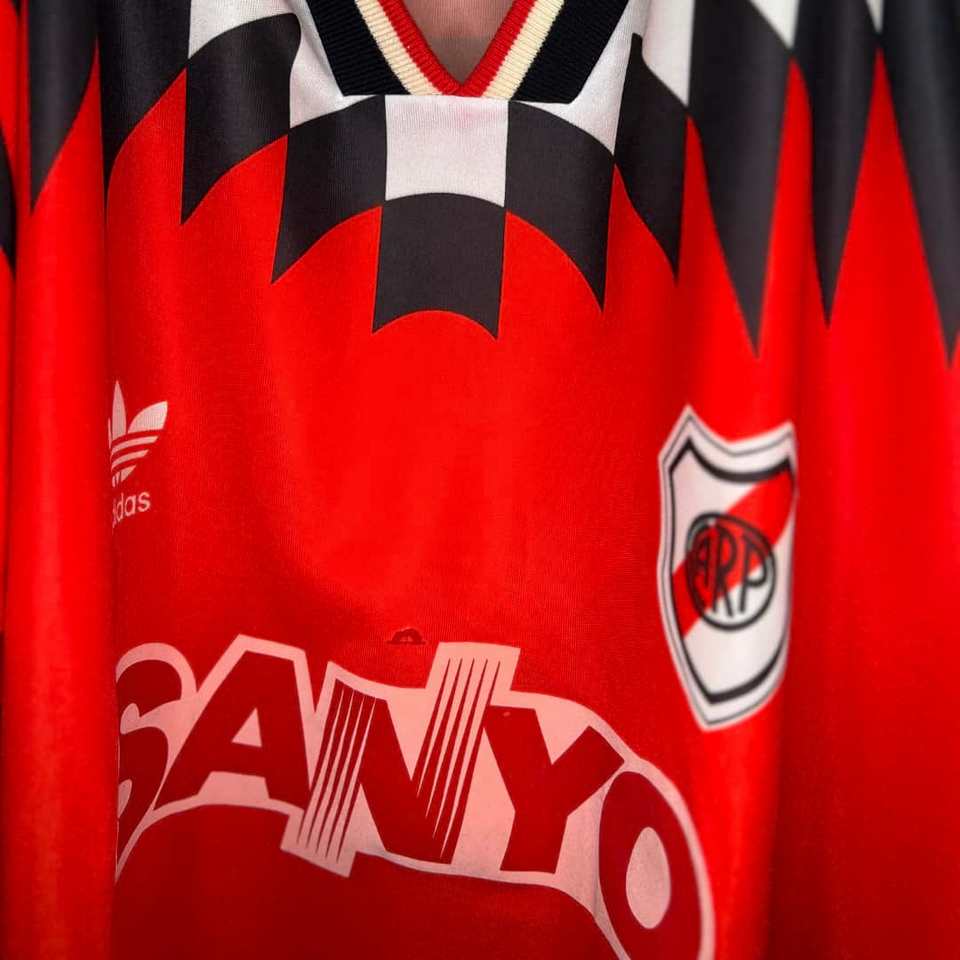 Marcelo Gallardo match issue jersey – River Plate – Torneo Clausura 1995 - Image 6