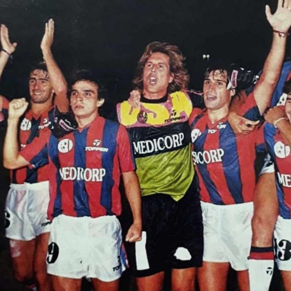 Roberto Oste match worn jersey – San Lorenzo – Torneo apertura 1992 - Image 15