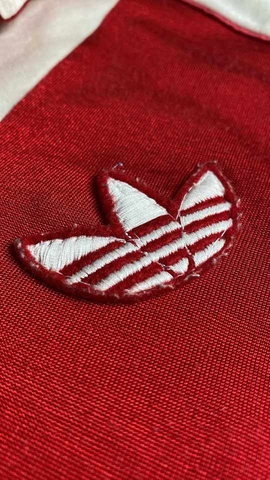 Enzo Francescoli match worn jersey – Campeonato nacional 1985 - Image 11