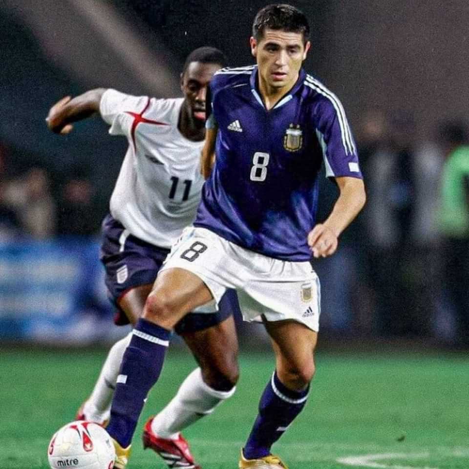 Juan Roman Riquelme match issue jersey – AFA – Amistoso FIFA 2005 - Image 15