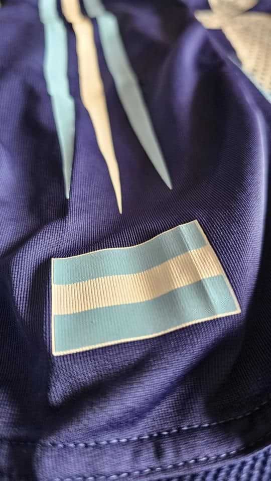 Juan Roman Riquelme match issue jersey – AFA – Amistoso FIFA 2005 - Image 12