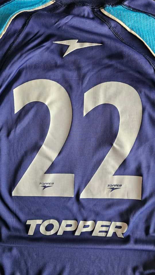 Maximiliano “Chanchi” Estevez match worn jersey – Racing Club – Torneo Apertura 2002 - Image 11