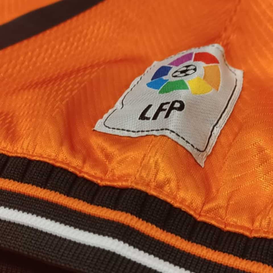 Claudio “Piojo” López – Valencia CF – 1999/00 - Imagen 11