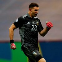 Emiliano “Dibu” Martinez – Argentina National Team – Copa América 2021 - Imagen 11