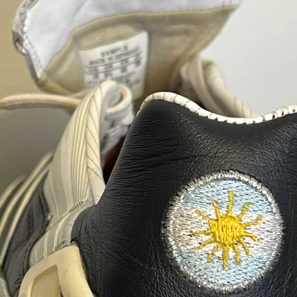 Juan Roman Riquelme – Match worn boots – Boca Juniors – Torneo Inicial 2013 - Image 18