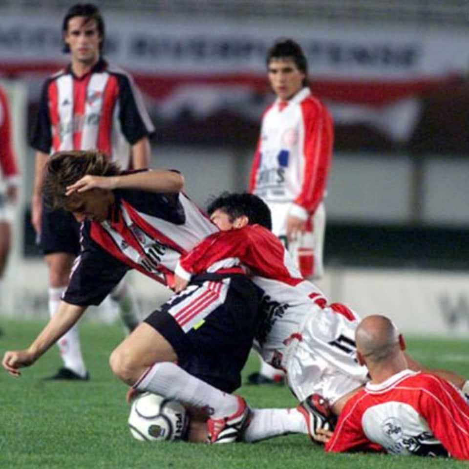 Gustavo Lombardi – Match issued – River Plate – Torneo Apertura 2001 - Image 6