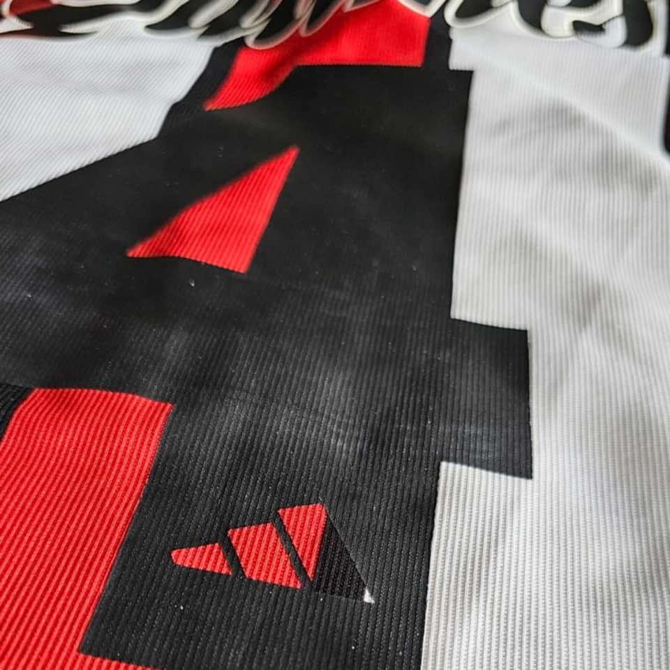 Gustavo Lombardi – Match issued – River Plate – Torneo Apertura 2001 - Image 12