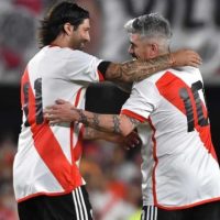 Alejandro “Chori” Dominguez – Leyendas River Plate – Match worn signed unwashed - Image 17