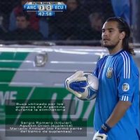 Mariano Andujar – Match issued jersey – Eliminatorias sudamericanas 2014 - Imagen 8
