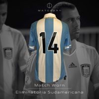 Javier Mascherano – Match worn PHOTOMATCH jersey – Argentina vs Ecuador – Eliminatorias Sudamericanas Brasil 2014 - Imagen 3