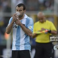 Javier Mascherano – Match worn PHOTOMATCH jersey – Argentina vs Ecuador – Eliminatorias Sudamericanas Brasil 2014 - Imagen 12