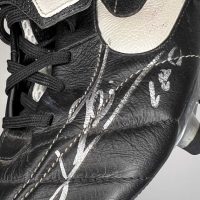 Lionel Messi match worn training boots – FIFA Youth World Cup 2005 - Imagen 28