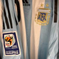 Juan Roman Riquelme match worn PHOTOMATCH jersey – Argentina vs Paraguay – Eliminatorias Mundial 2010 - Imagen 6