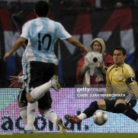 Juan Roman Riquelme match worn PHOTOMATCH jersey – Argentina vs Paraguay – Eliminatorias Mundial 2010 - Imagen 16