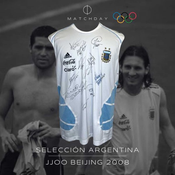 Musculosa entrenamiento Argentina Juegos Olímpicos Pekin 2008 firmada por Lionel Messi y otros