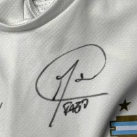 Musculosa entrenamiento Argentina Juegos Olímpicos Pekin 2008 firmada por Lionel Messi y otros - Imagen 14