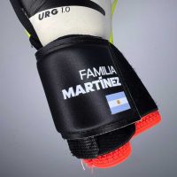 Emiliano Martinez – Match worn gloves – Aston Villa – Premier League 2024 - Imagen 8