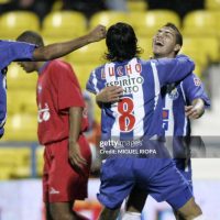 Lucho Gonzalez – Match worn & signed – Porto FC vs SC Braga – Primeira Liga 2006 - Imagen 25