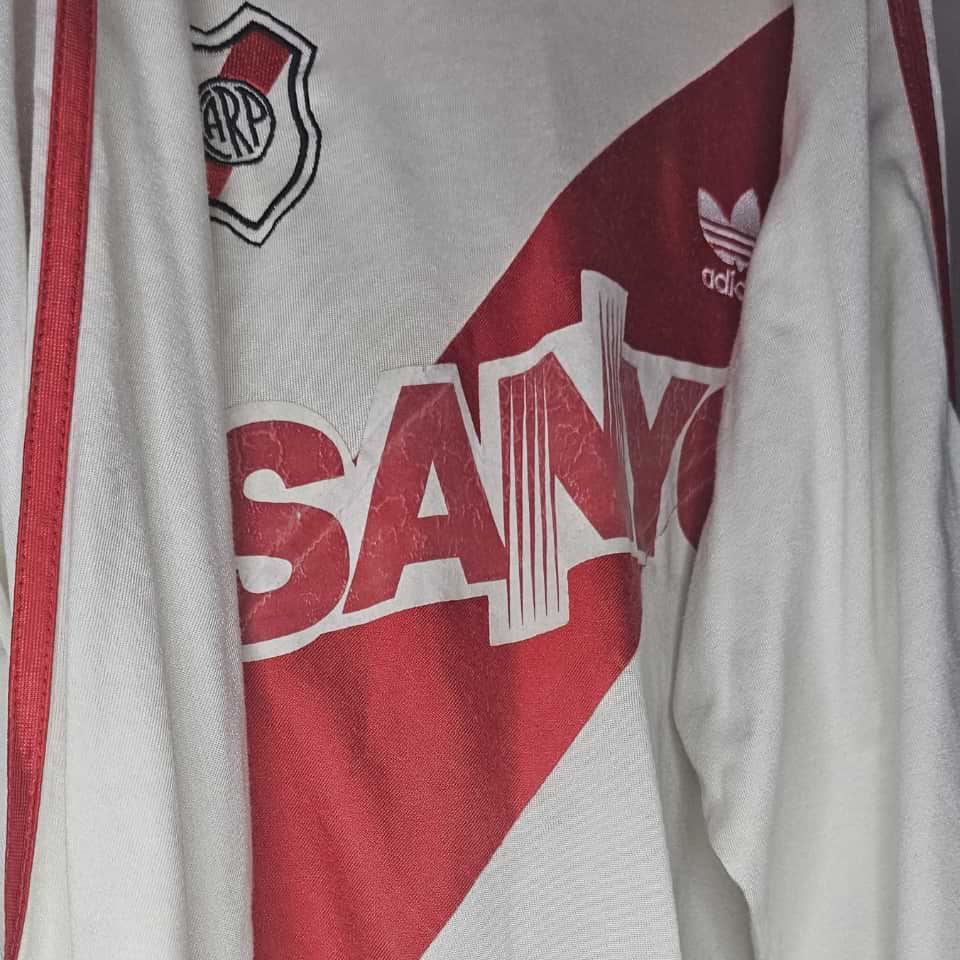 Enzo Francescoli – River Plate – Match worn shirt – Torneo Apertura 1995 - Image 6