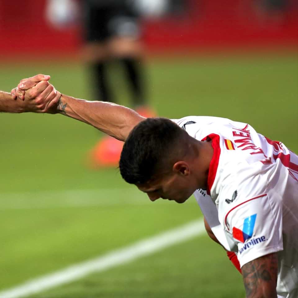 Erik Lamela – Sevilla – LaLiga 2022 - Image 21