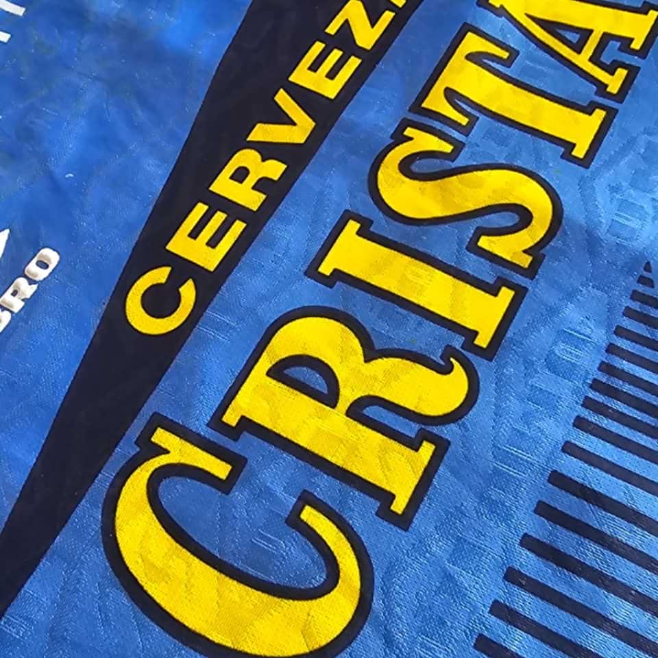 Alexis Ubillús – Sporting Cristal – Copa Libertadores 1996 – Match worn in bench - Imagen 13