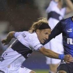 Facundo Oreja – Gimnasia Esgrima La Plata – Temporada 2018 – Utilería - Imagen 9