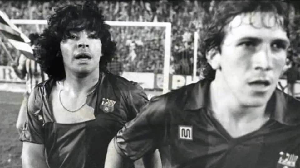 Maradona, Barcelona y una camiseta histórica de la batalla final, llega a la Argentina de la mano de Matchday Football Auctions
