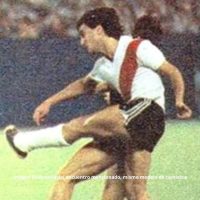 Ramón Díaz – River Plate – Friendly match 1980 – MATCH WORN JERSEY - Image 13