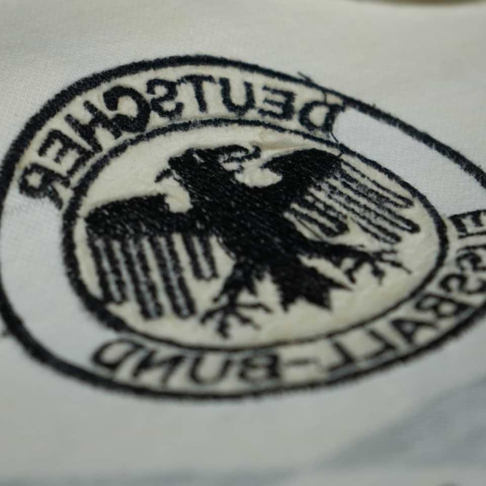 Camiseta titular seleccion Alemania – Andreas Brehme #3 – Mundial Italia 1990 - Image 11