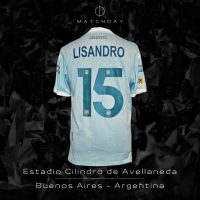 Lisandro Lopez match worn jersey + short y cinta de capitan – Copa LFP 2020 - Imagen 5