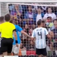 Nahuel Molina – Argentina – Finalissima 2022 – Match Issued jersey + Training bib (Pechera) - Imagen 12