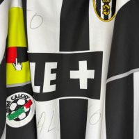 David Trezeguet – Juventus FC – Serie A 2000/01 – MATCH WORN JERSEY – SIGNED - Imagen 6