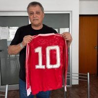 Diego Armando Maradona – Argentinos Juniors – Campeonato Nacional 1980 – MATCH WORN JERSEY - Imagen 7