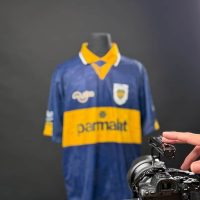 Diego Armando Maradona – Boca Juniors – Torneo Apertura 1995 – MATCH WORN JERSEY - Imagen 24