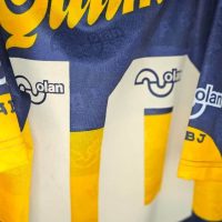 Diego Armando Maradona – Boca Juniors – Gira Asia Tour 1996 – MATCH WORN JERSEY - Imagen 7
