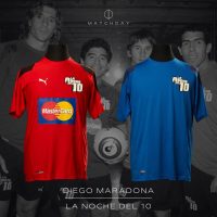Kit “La Noche del 10” – Football-tennis shirts and cap – 2005 - Imagen 2