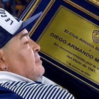 Diego Armando Maradona – Boca Juniors / Gimnasia Esgrima La Plata – Placa Reconocimiento campeonato 1981 – Recognition plate - Imagen 5