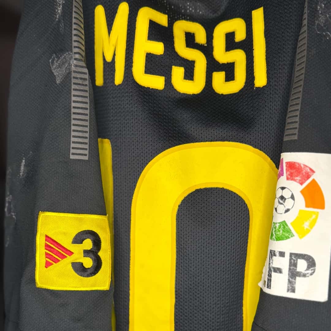 Lionel Messi – FC Barcelona – LFP 2011/2012 – MATCH WORN JERSEY – P. ALVAREZ COLLECTION - Imagen 44
