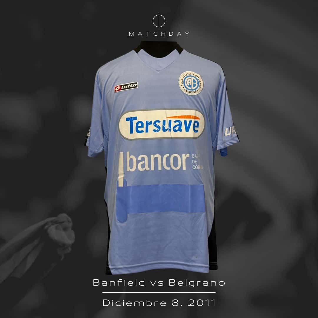 César Pereyra – Belgrano – Torneo Apertura 2011 – MATCH WORN JERSEY – COLECCIÓN JUAN ELUCHANS - Imagen 4