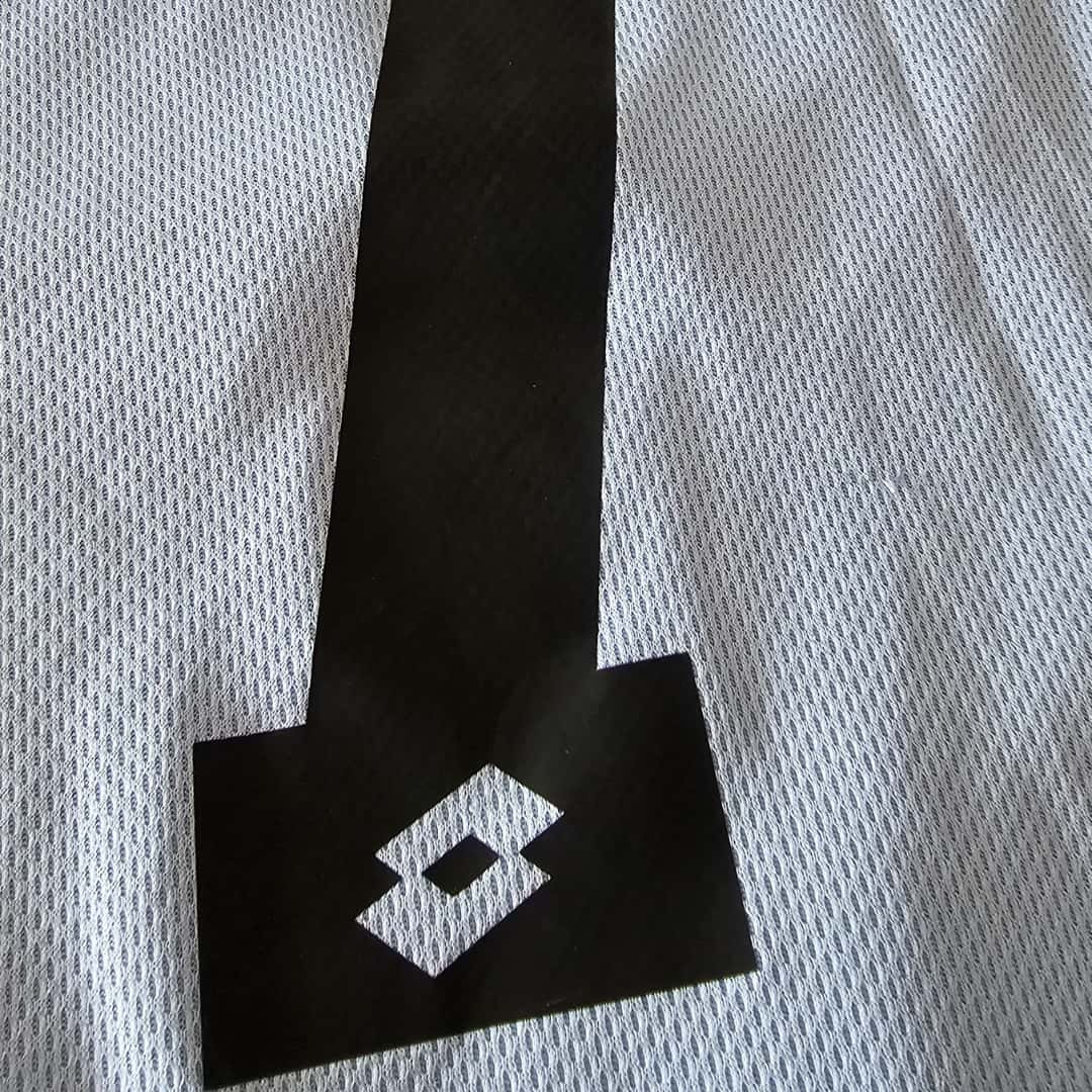 César Pereyra – Belgrano – Torneo Apertura 2011 – MATCH WORN JERSEY – COLECCIÓN JUAN ELUCHANS - Imagen 17